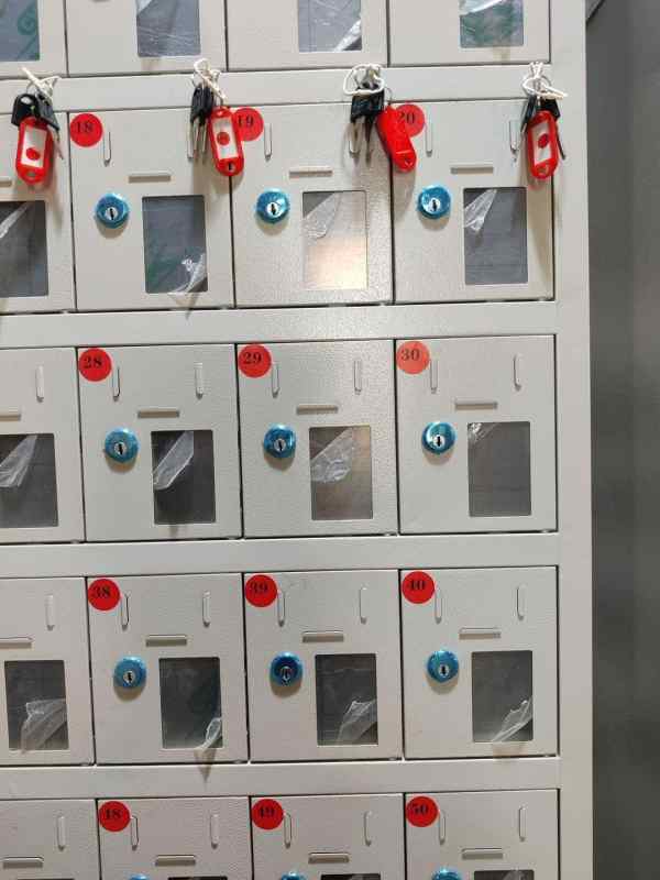 locker cabinet with window