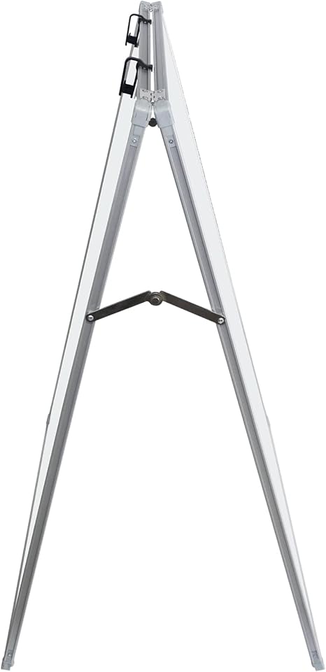 Adjustable stand with flipchart hooks for versatile presentations.
