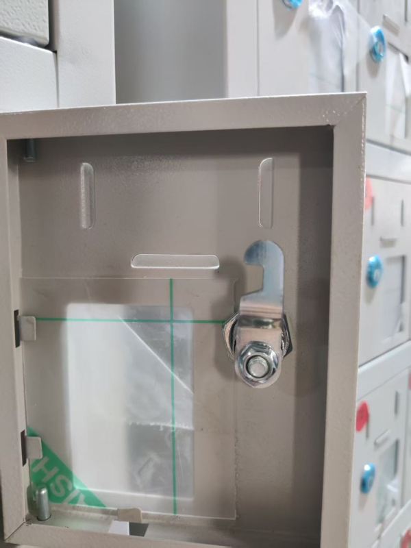 locker cabinet with window