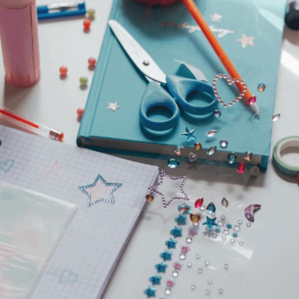 Holiday Gift Guide: Perfect Arts & Crafts Supplies for Every Creative Soul