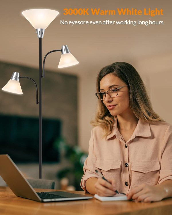 Floor lamp with 3 LED lights, flexible gooseneck, and stable base for office and reading tasks.