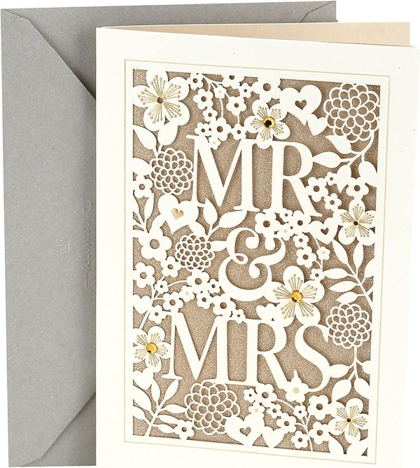 Wedding Card for Newlyweds – Elegant Gold Floral Design with Heart Pattern – Perfect for Wedding Day Congratulations, Bridal Shower, or Wedding Gifts